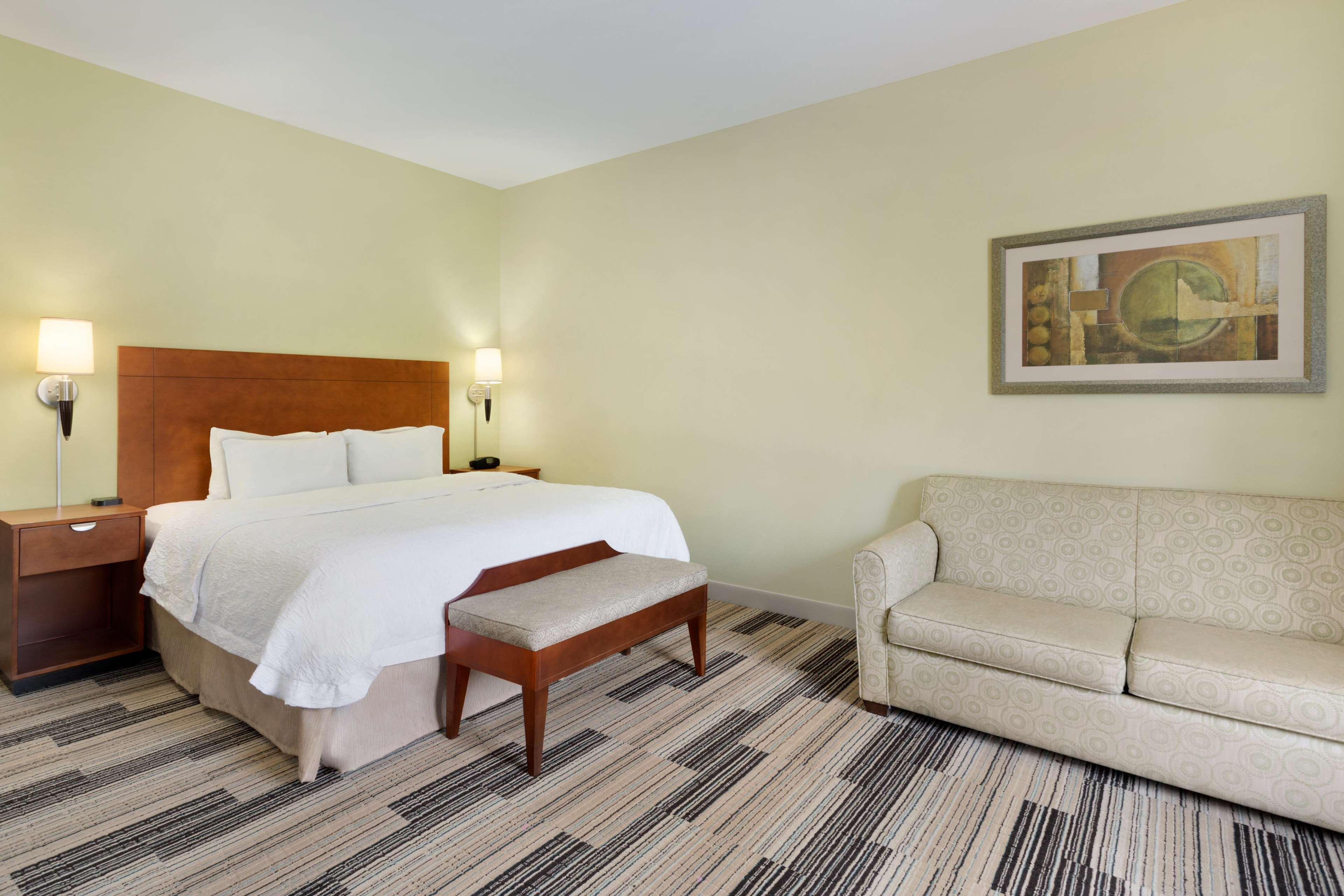 Hampton Inn & Suites Birmingham Airport Area Irondale Экстерьер фото